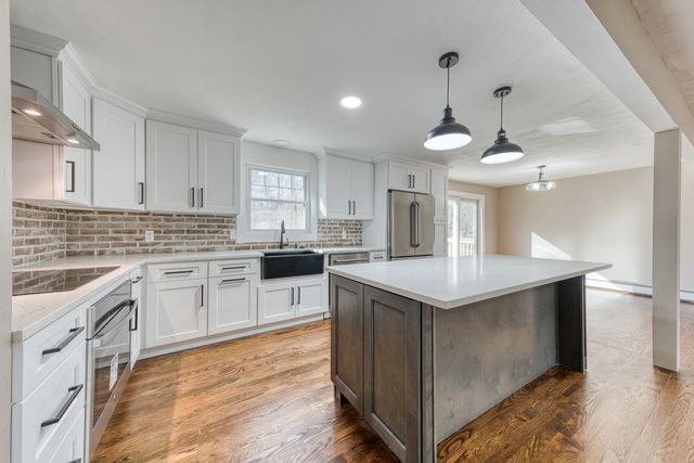 825 Old Hartford Road, Colchester, CT 06415