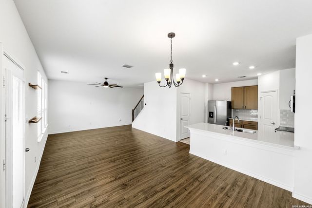 10115 Pearl Creek, San Antonio, TX 78245