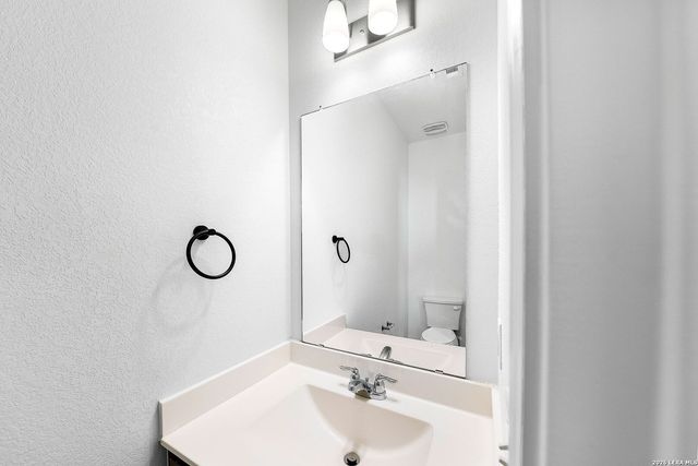 10115 Pearl Creek, San Antonio, TX 78245