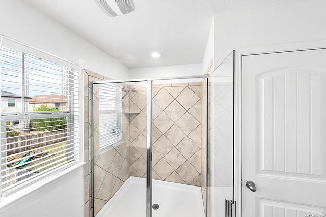 10115 Pearl Creek, San Antonio, TX 78245