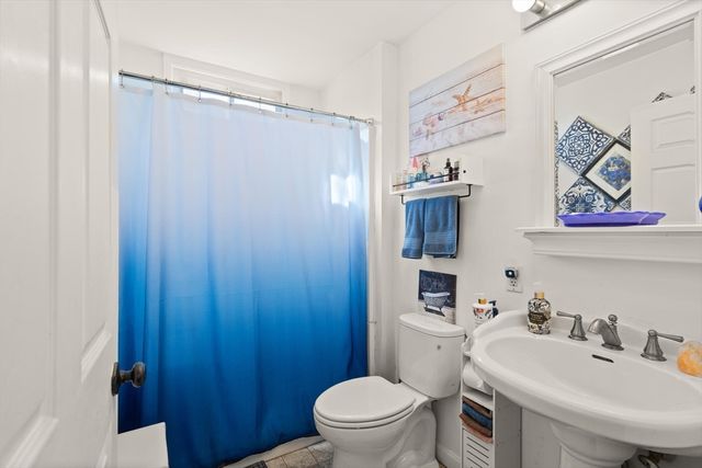 37 Lincoln Street, North Andover, MA 01845