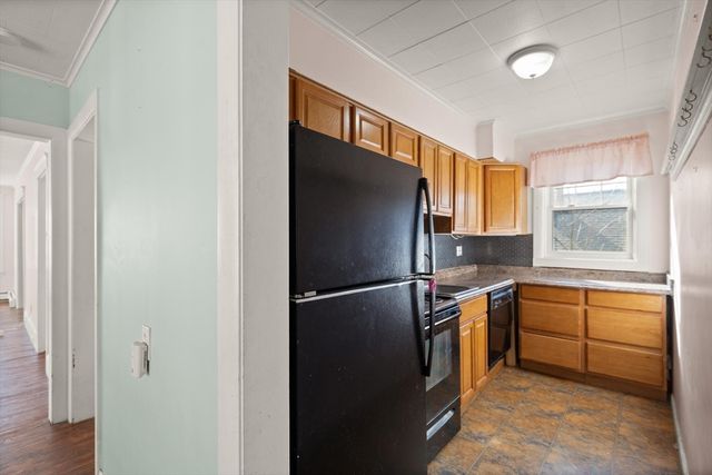 37 Lincoln Street, North Andover, MA 01845