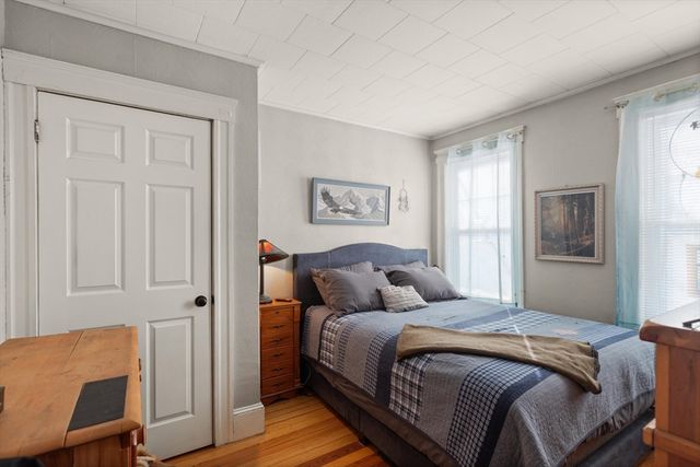 37 Lincoln Street, North Andover, MA 01845