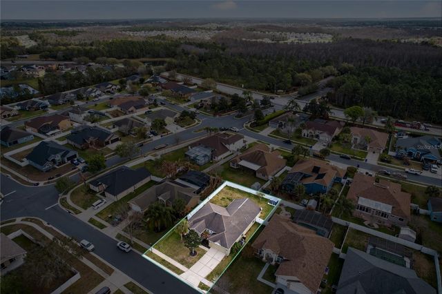 1042 CHAMBERLIN TRAIL, St Cloud, FL 34772