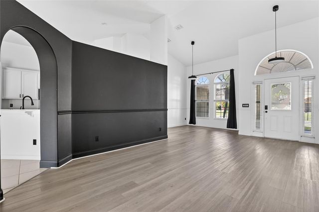 1042 CHAMBERLIN TRAIL, St Cloud, FL 34772