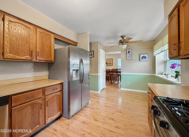 83 Starlight Road, Howell, NJ 07731