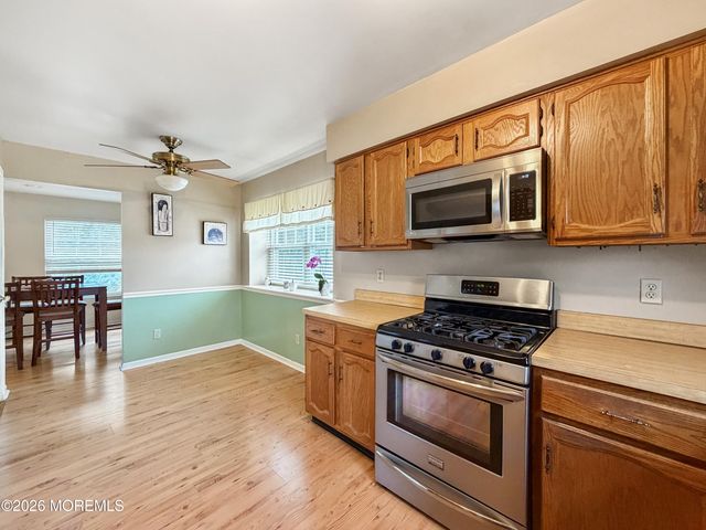 83 Starlight Road, Howell, NJ 07731