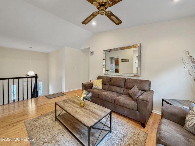 83 Starlight Road, Howell, NJ 07731
