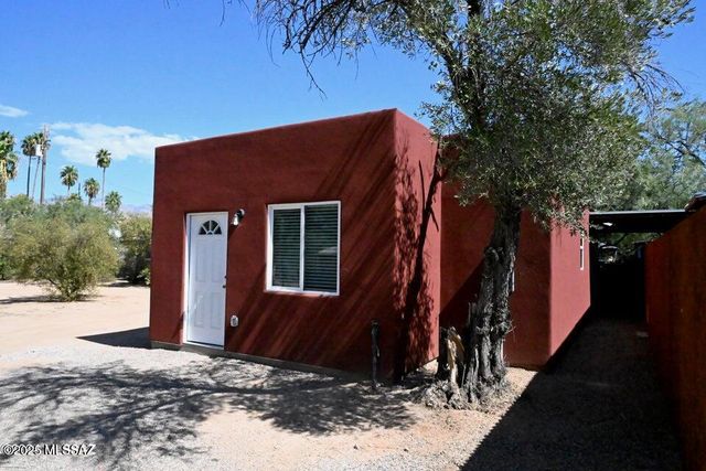 1385 E Hedrick Drive, Tucson, AZ 85719