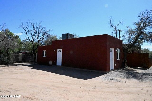 1385 E Hedrick Drive, Tucson, AZ 85719