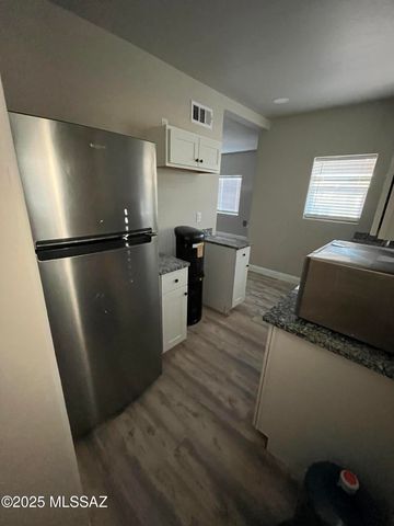 1385 E Hedrick Drive, Tucson, AZ 85719