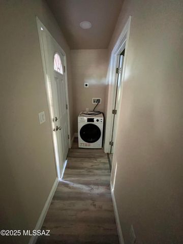 1385 E Hedrick Drive, Tucson, AZ 85719