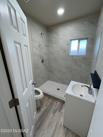 1385 E Hedrick Drive, Tucson, AZ 85719