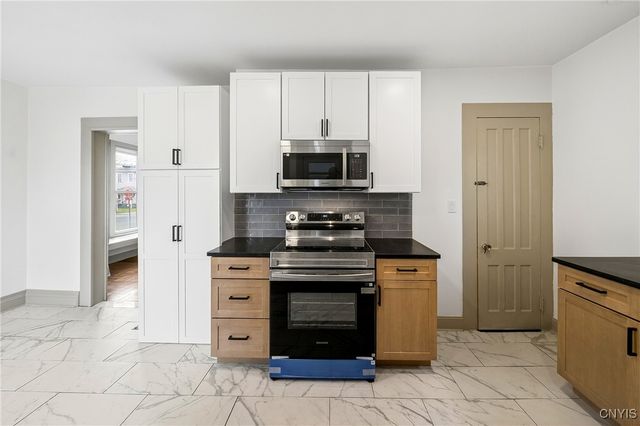 200 Helen Street, Syracuse, NY 13203