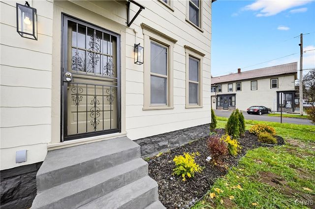 200 Helen Street, Syracuse, NY 13203