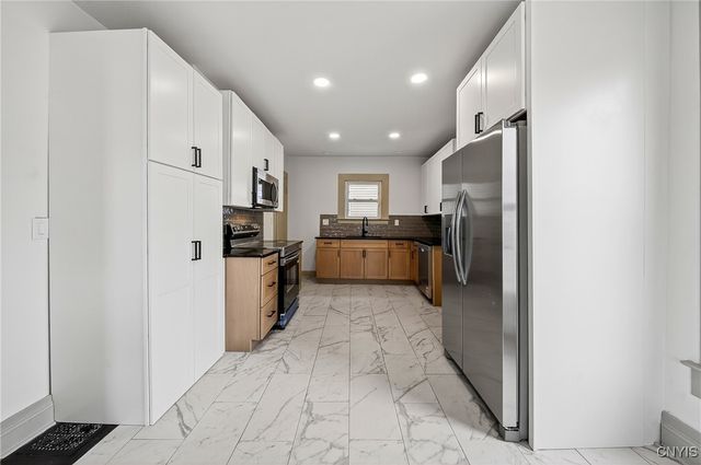 200 Helen Street, Syracuse, NY 13203