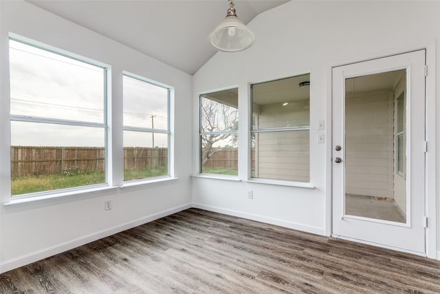 311 Charleston Drive, Anna, TX 75409