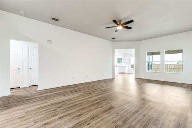 311 Charleston Drive, Anna, TX 75409