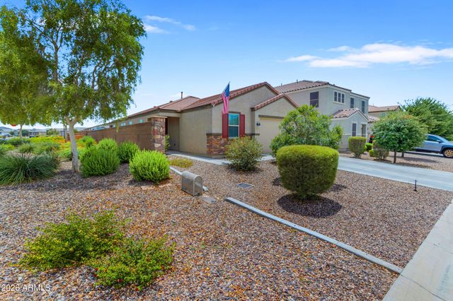 36943 N EL MORRO Trail, San Tan Valley, AZ 85140