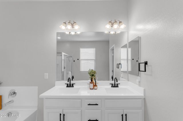 36943 N EL MORRO Trail, San Tan Valley, AZ 85140