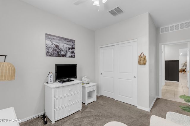 36943 N EL MORRO Trail, San Tan Valley, AZ 85140