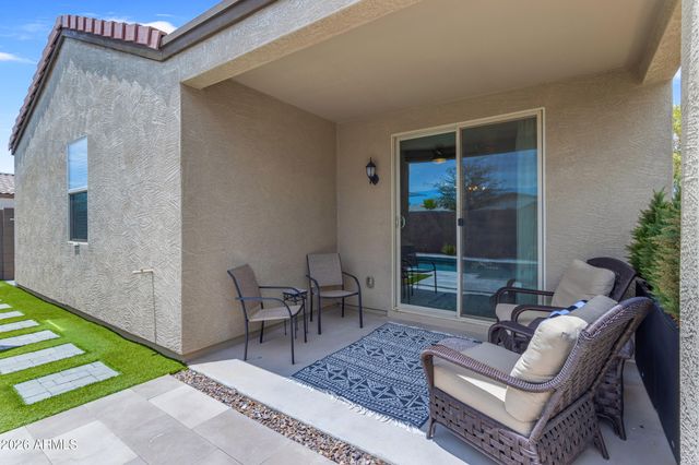 36943 N EL MORRO Trail, San Tan Valley, AZ 85140
