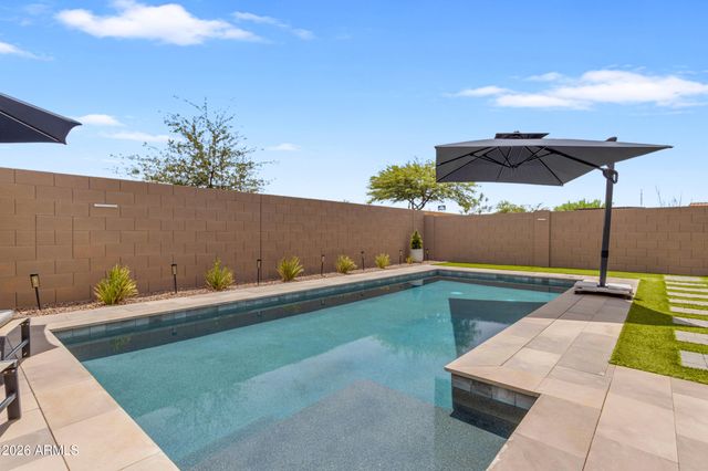 36943 N EL MORRO Trail, San Tan Valley, AZ 85140