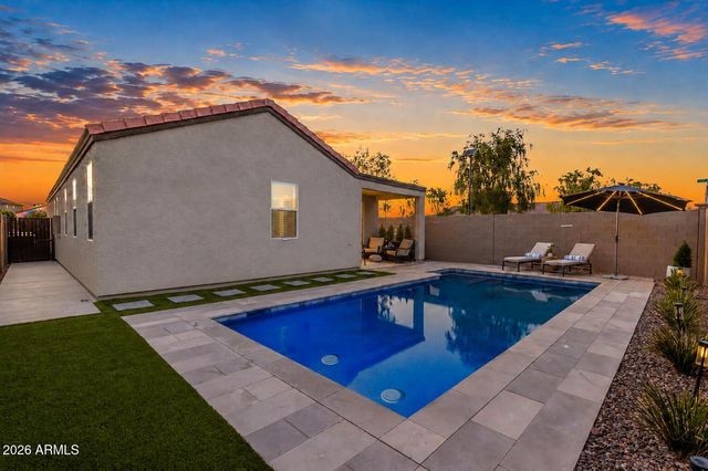 36943 N EL MORRO Trail, San Tan Valley, AZ 85140