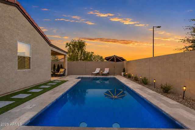 36943 N EL MORRO Trail, San Tan Valley, AZ 85140