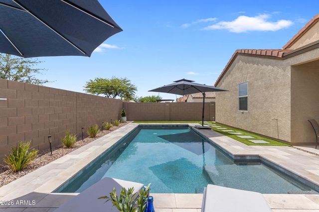 36943 N EL MORRO Trail, San Tan Valley, AZ 85140