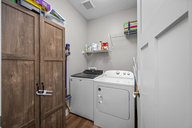 3550 Deckard Drive, Bettendorf, IA 52722