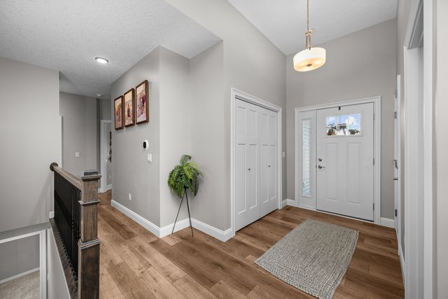 3550 Deckard Drive, Bettendorf, IA 52722