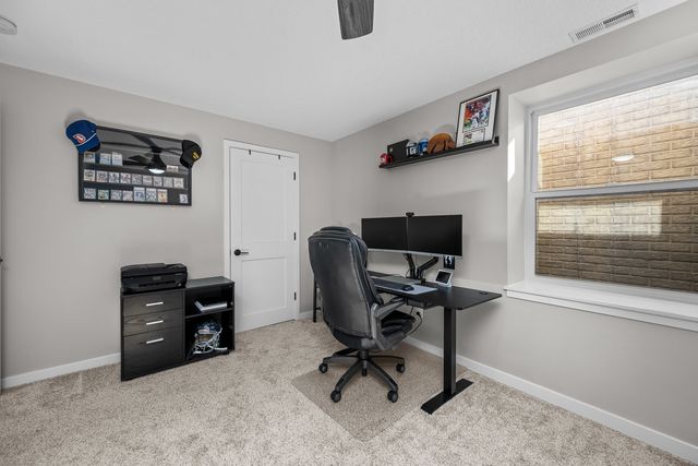 3550 Deckard Drive, Bettendorf, IA 52722
