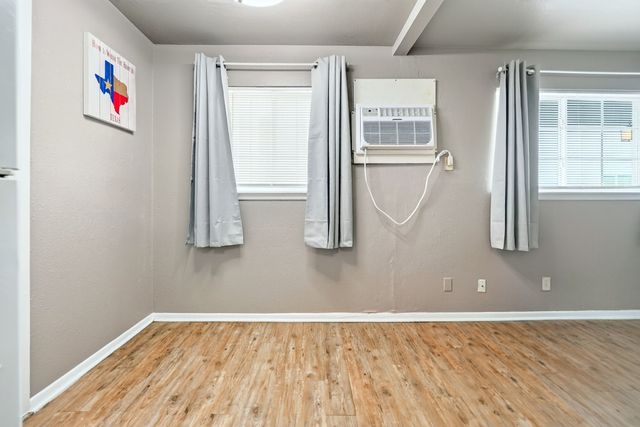 1417 Bennett Avenue G, Dallas, TX 75206