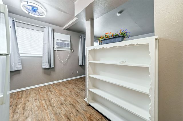 1417 Bennett Avenue G, Dallas, TX 75206