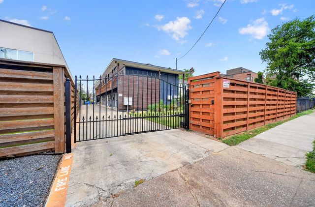 1417 Bennett Avenue G, Dallas, TX 75206