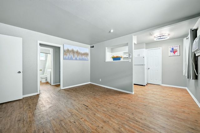 1417 Bennett Avenue G, Dallas, TX 75206