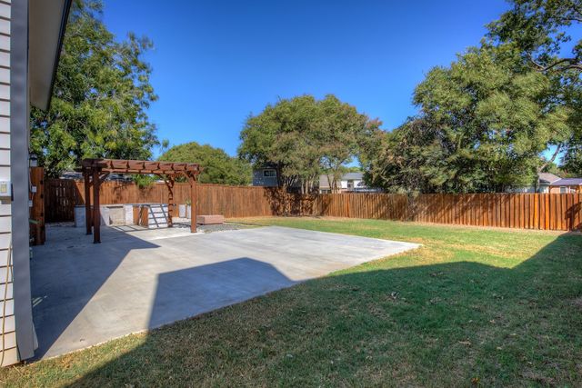 3728 Blue Bonnet Court, Flower Mound, TX 75028