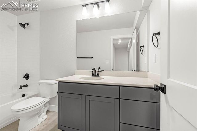 751 Little Bear Grove, Colorado Springs, CO 80907