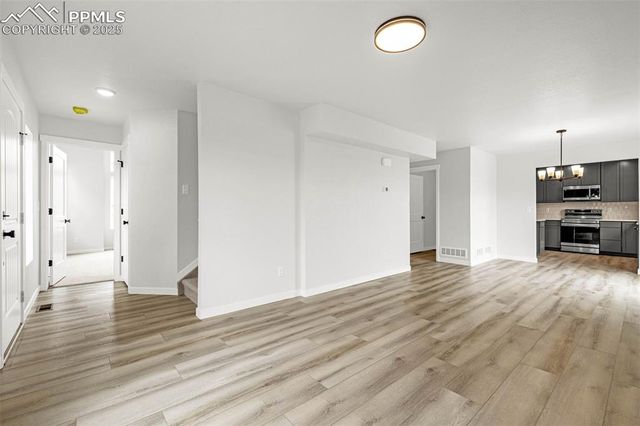 751 Little Bear Grove, Colorado Springs, CO 80907