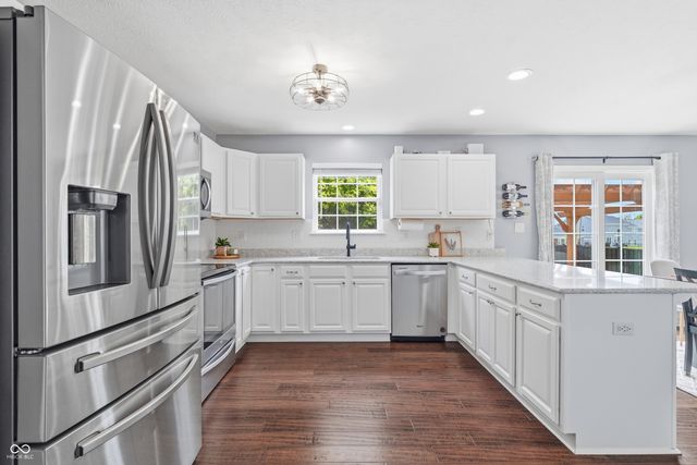 1421 Spring Meadow Court, Greenfield, IN 46140