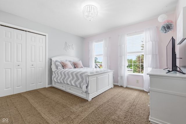 1421 Spring Meadow Court, Greenfield, IN 46140