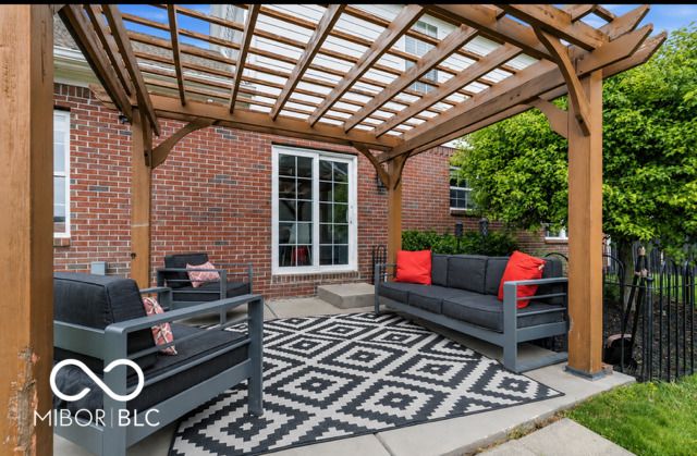 1421 Spring Meadow Court, Greenfield, IN 46140