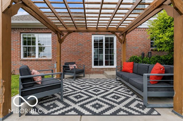 1421 Spring Meadow Court, Greenfield, IN 46140