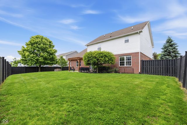 1421 Spring Meadow Court, Greenfield, IN 46140