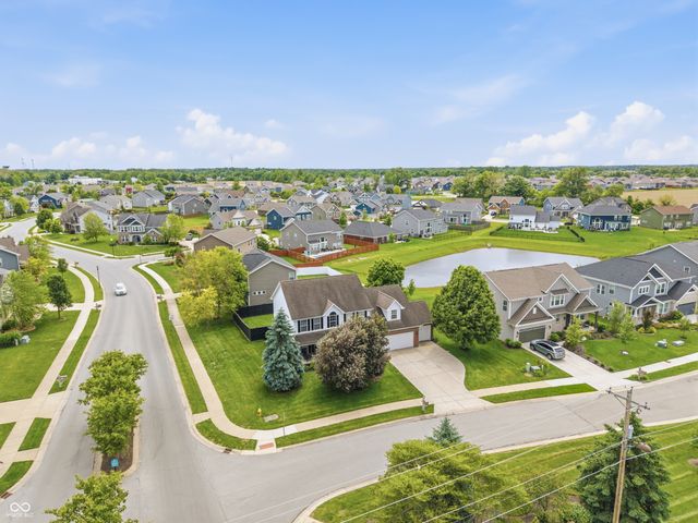 1421 Spring Meadow Court, Greenfield, IN 46140