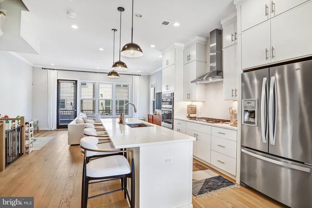 4673 CHARGER PL, Chantilly, VA 20151
