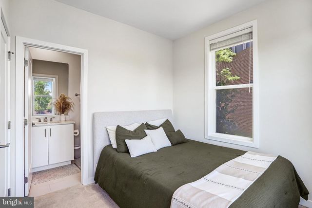 4673 CHARGER PL, Chantilly, VA 20151