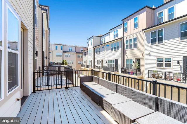 4673 CHARGER PL, Chantilly, VA 20151