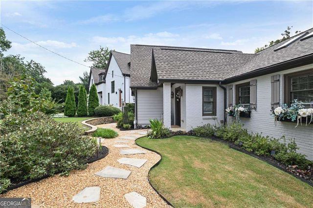 2067 Fairhaven Circle NE, Atlanta, GA 30305